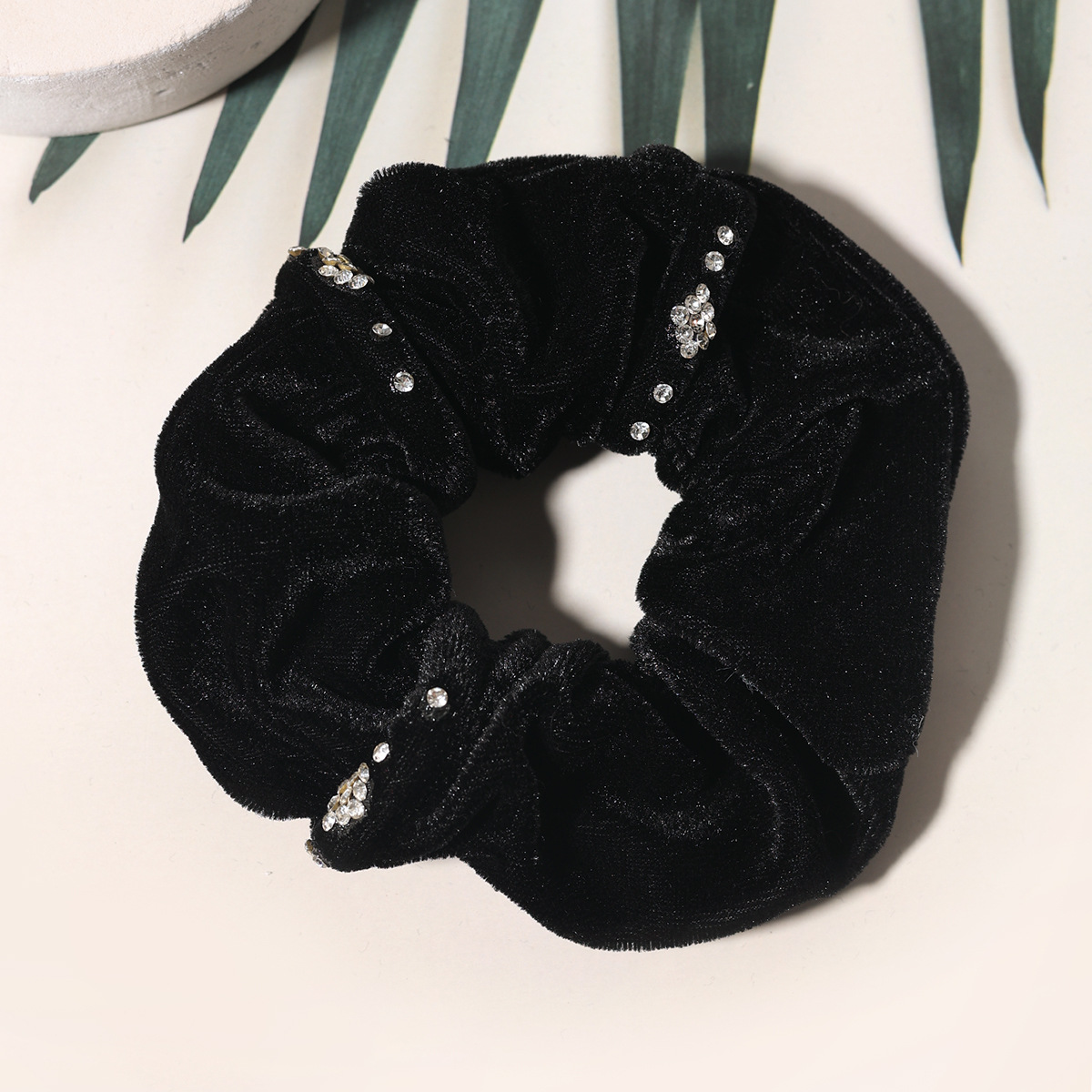 新款镶钻不倒绒发圈金丝绒带钻头饰盘发点钻绒布大肠圈韩版发饰详情10