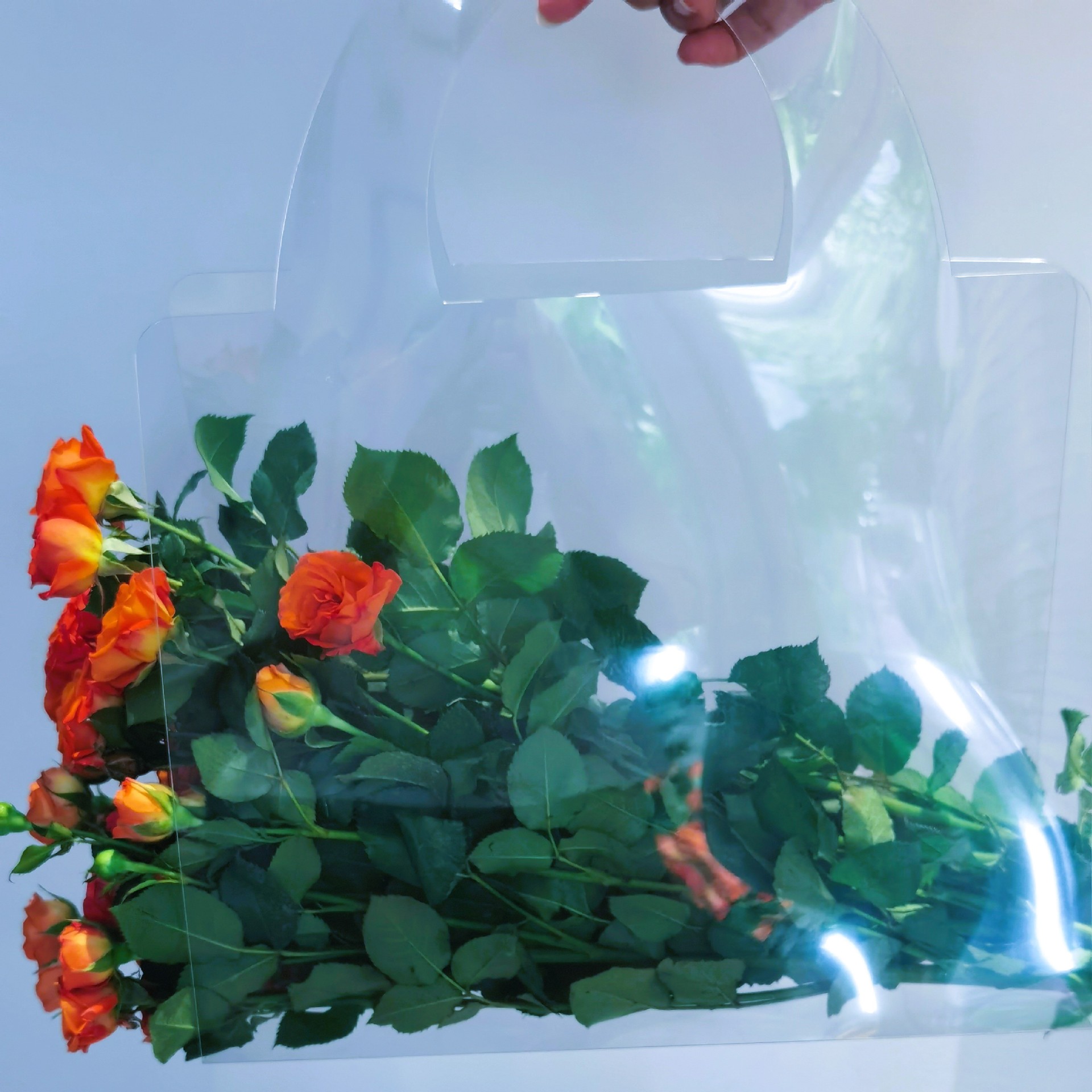 Medium-sized flower hand-held flower bag with transparent and simple design, Christmas gift, gift carrying bag, bouquet, floral art packaging bag, flower packaging, artistic taste pic 1