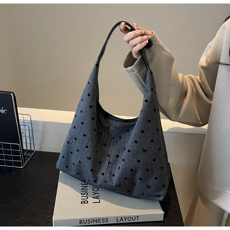 通勤大容量女包新款流行波点单肩包时尚百搭托特水桶包都市斜挎包详情34