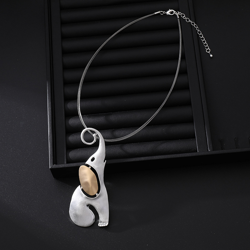 亚马逊跨境专供新款时尚个性独特小众撞色合金吊坠女士高级锁骨链详情12