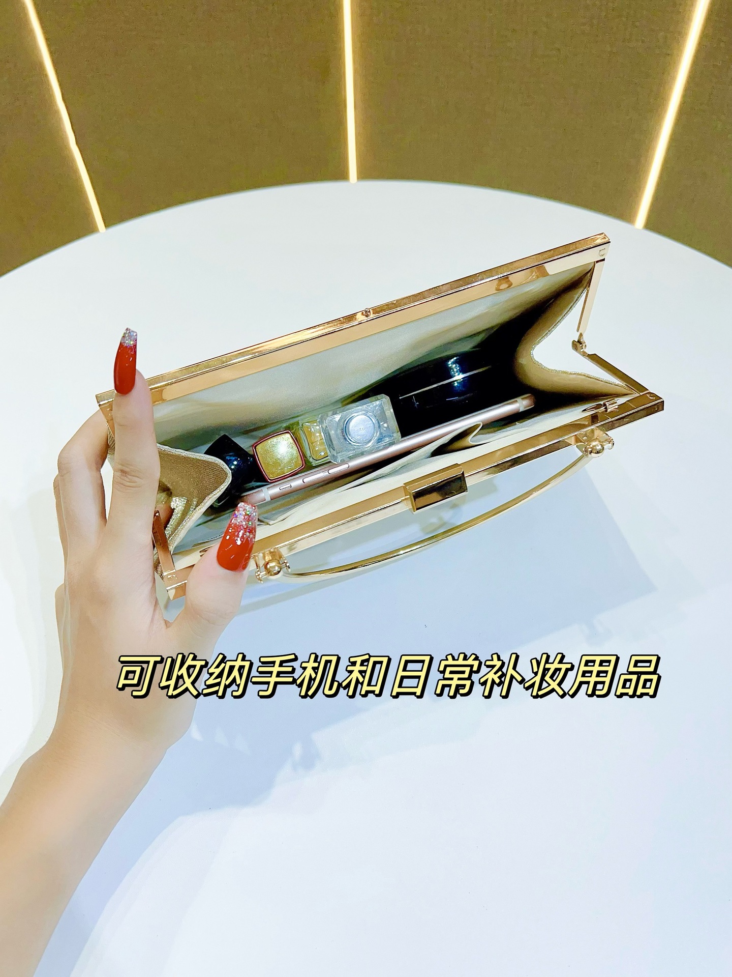 新款闪亮皱褶大容量手提包女公主包斜跨包晚宴包礼服包KTV手袋小详情8