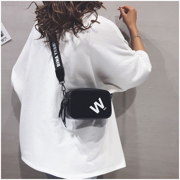 跨境女包2024新款时尚ins斜跨单肩包百搭韩版相机包小方包Bags详情8