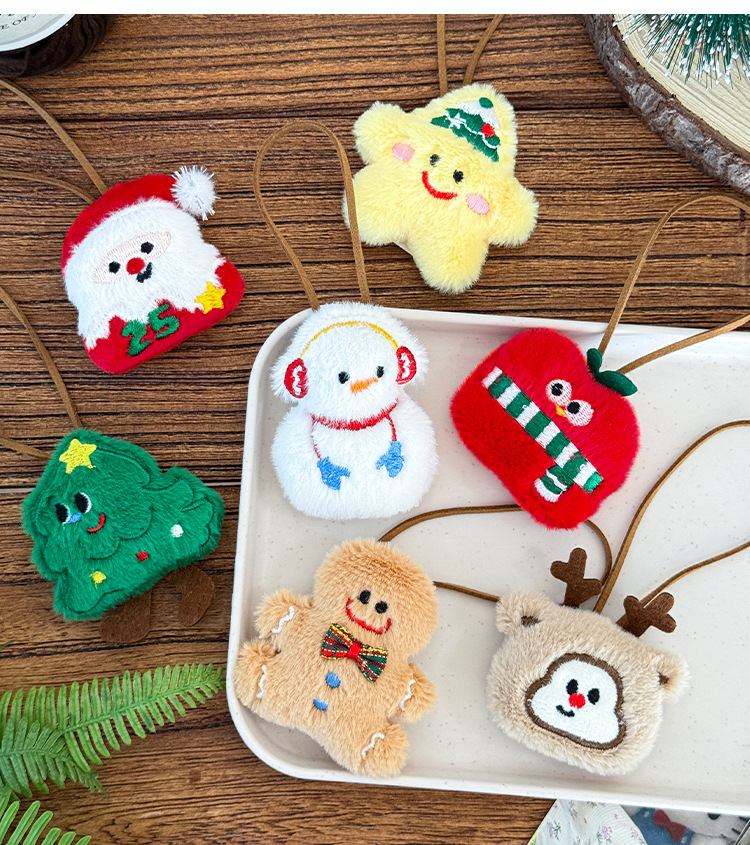 Cartoon Christmas name pendants, cute girlish heart bags, plush dolls, Santa Claus figurines, small gifts pic 41
