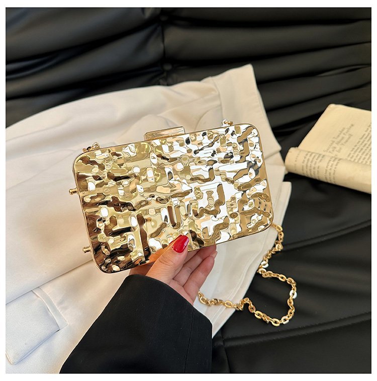 晚宴包金属2024夏季新款盒子女包链条单肩斜挎包褶皱跨镜女手机包详情97