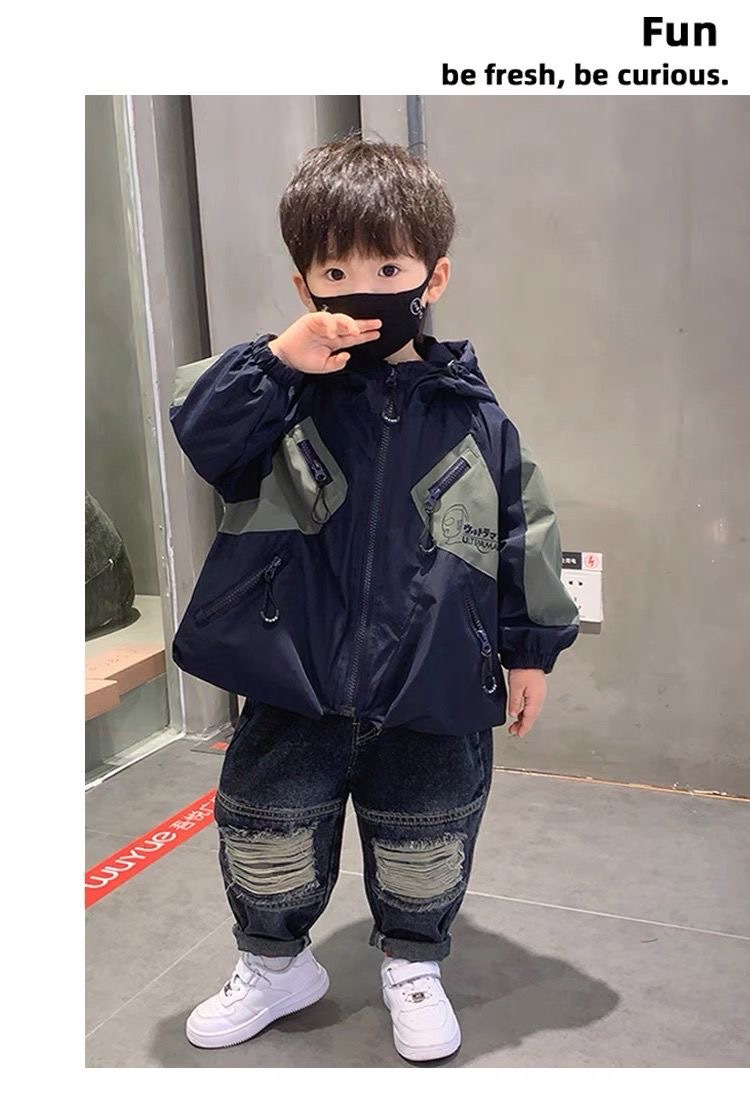 男童冲锋衣春秋款2025新款秋装儿童秋季外套工装薄款男孩连帽风衣详情20