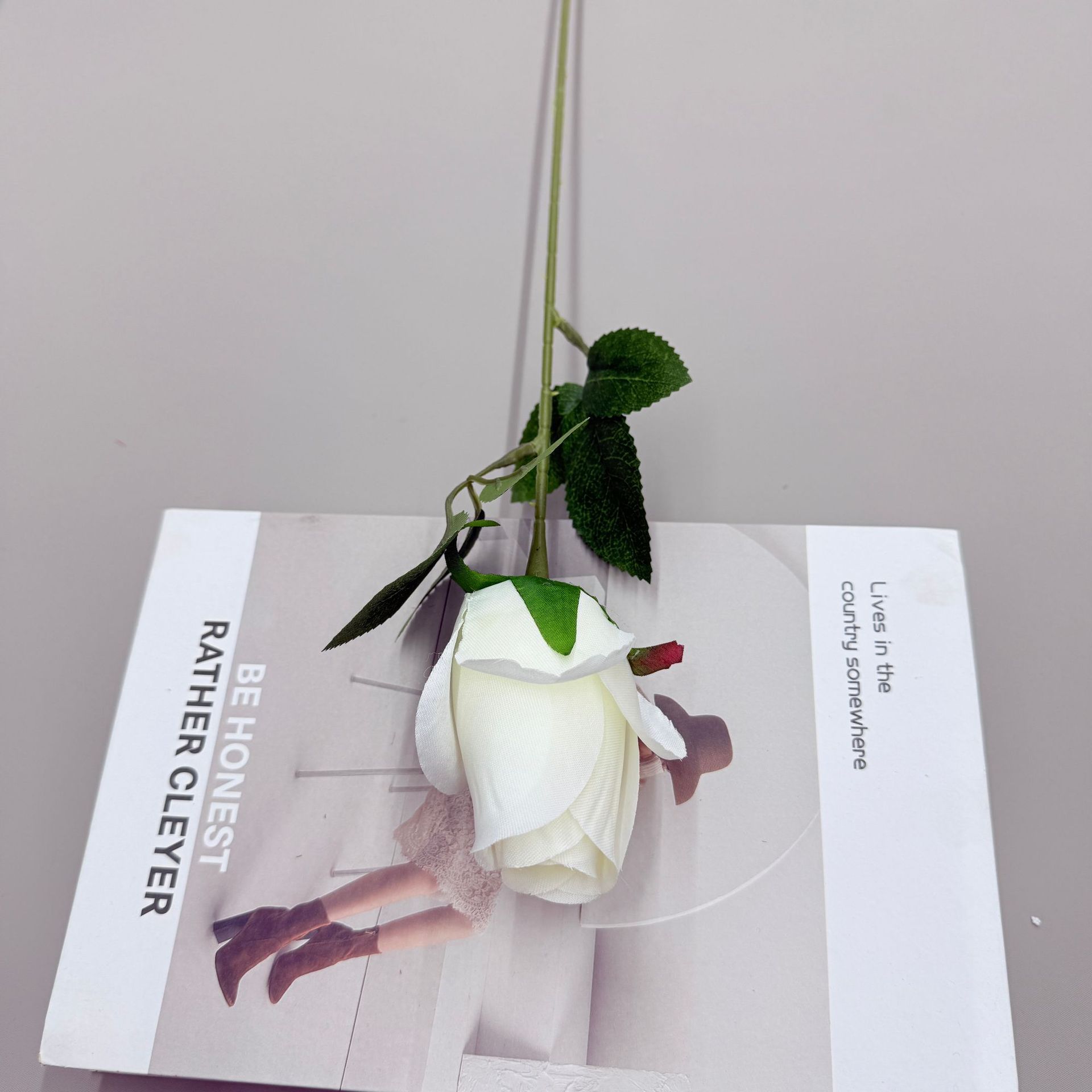 单只玫瑰仿真花橱窗玫瑰瀑布居家酒店婚礼玫瑰花墙装饰绢花假花详情3