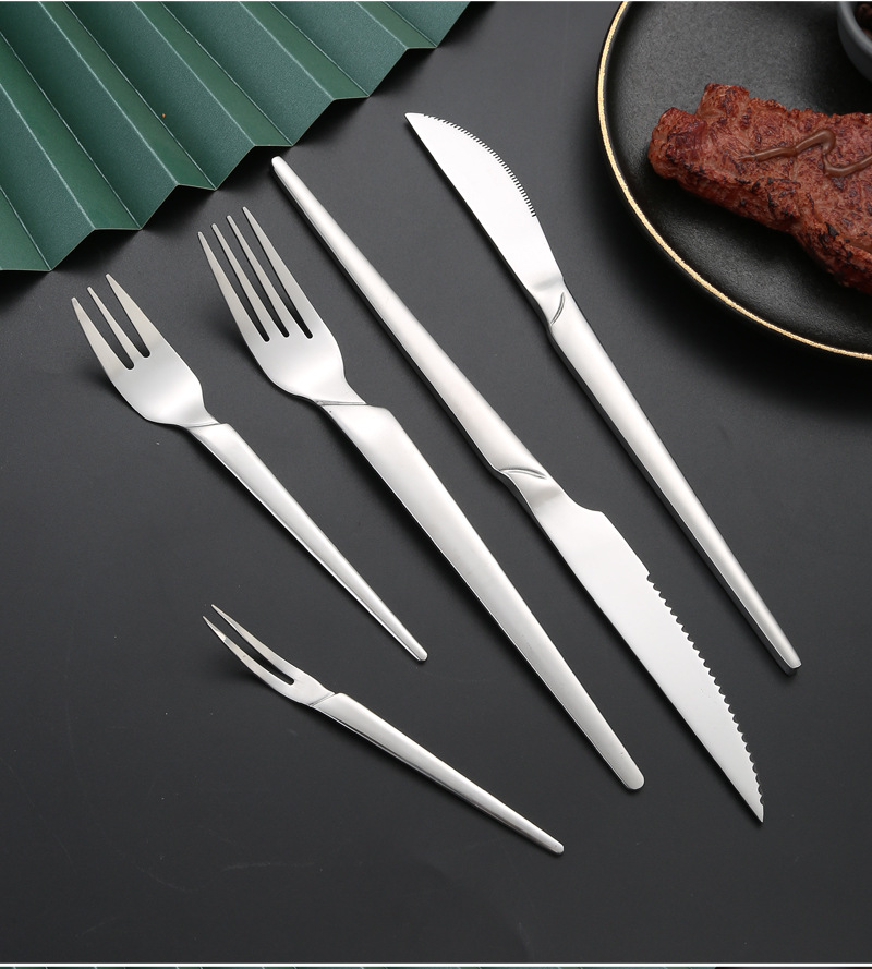Steak knives, forks, Western cuisine, hotel supplies, stainless steel tableware, knife, fork and spoon sets, creative thickened table knives and spoons wholesale pic 17