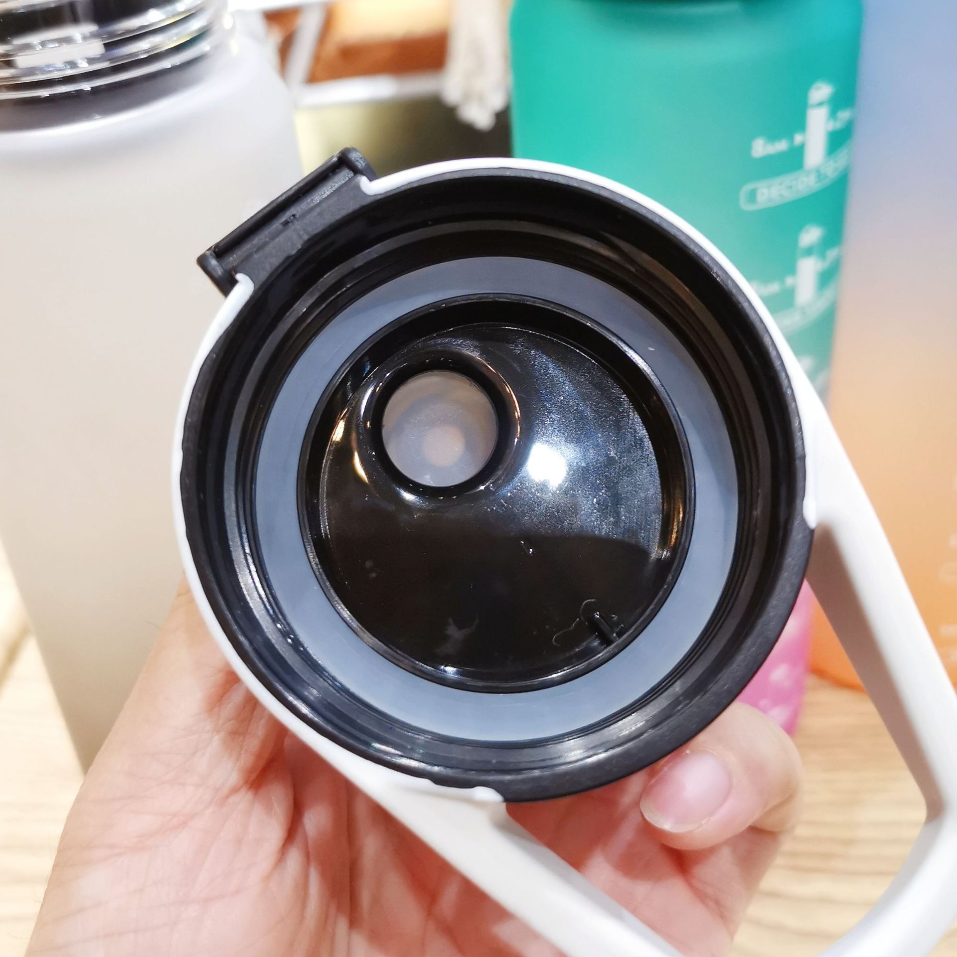 Cross-border high-appearance-level large-capacity frosted portable straw cup, summer inS-style anti-drop gradient plastic water cup pic 13
