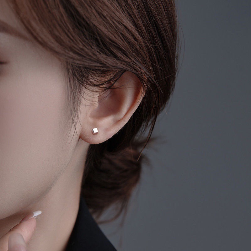 S925 Silver square ear-piercing Stud earrings, 2024 new trendy stud earrings, high-end and elegant stud earrings, simple and small for women pic 2