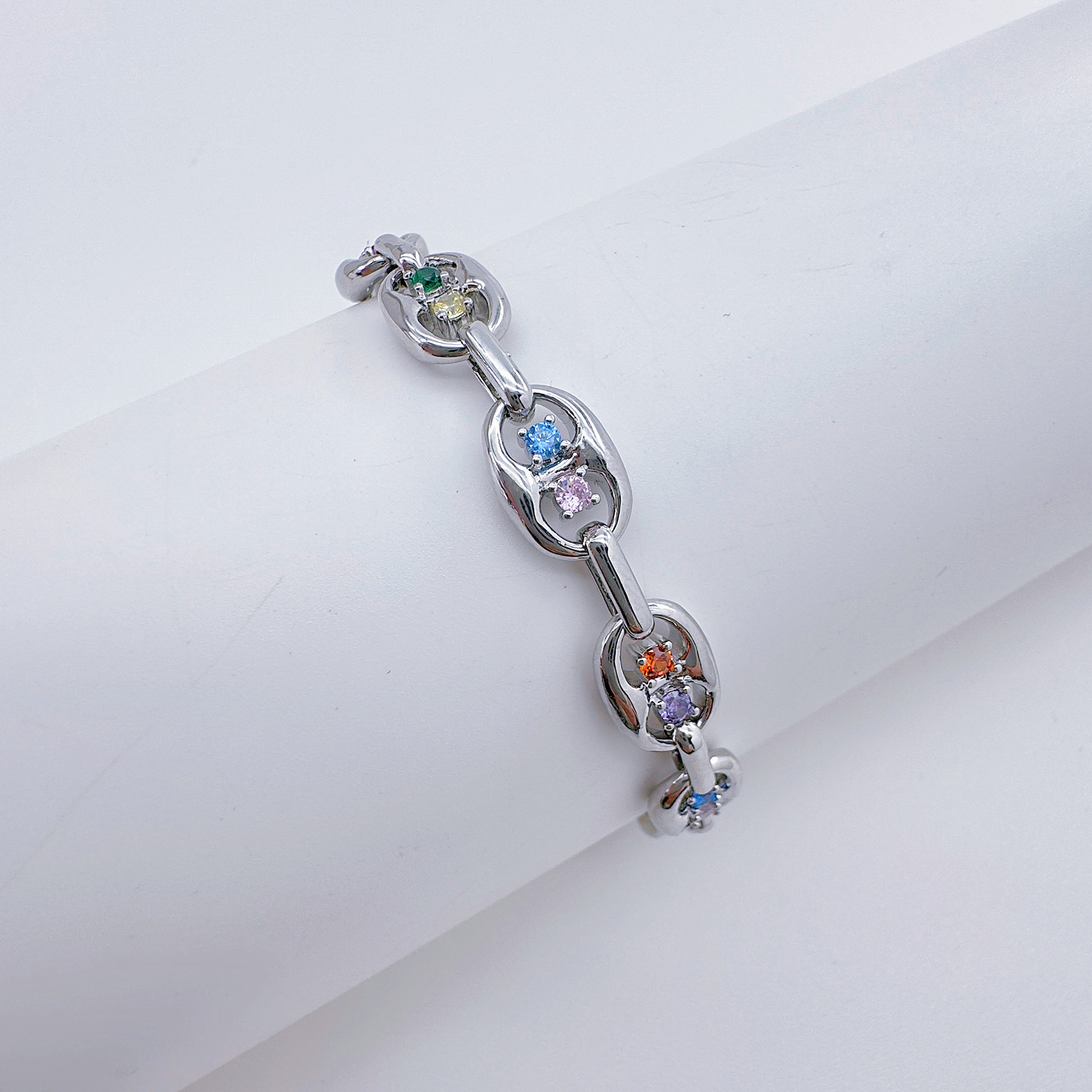 Celeste orfebrería europa y Estados Unidos zircon pulsera moda micro insertos de color 100 accesorios para mujeres de alta calidad sentido accesorios fábrica al por mayor pic 7