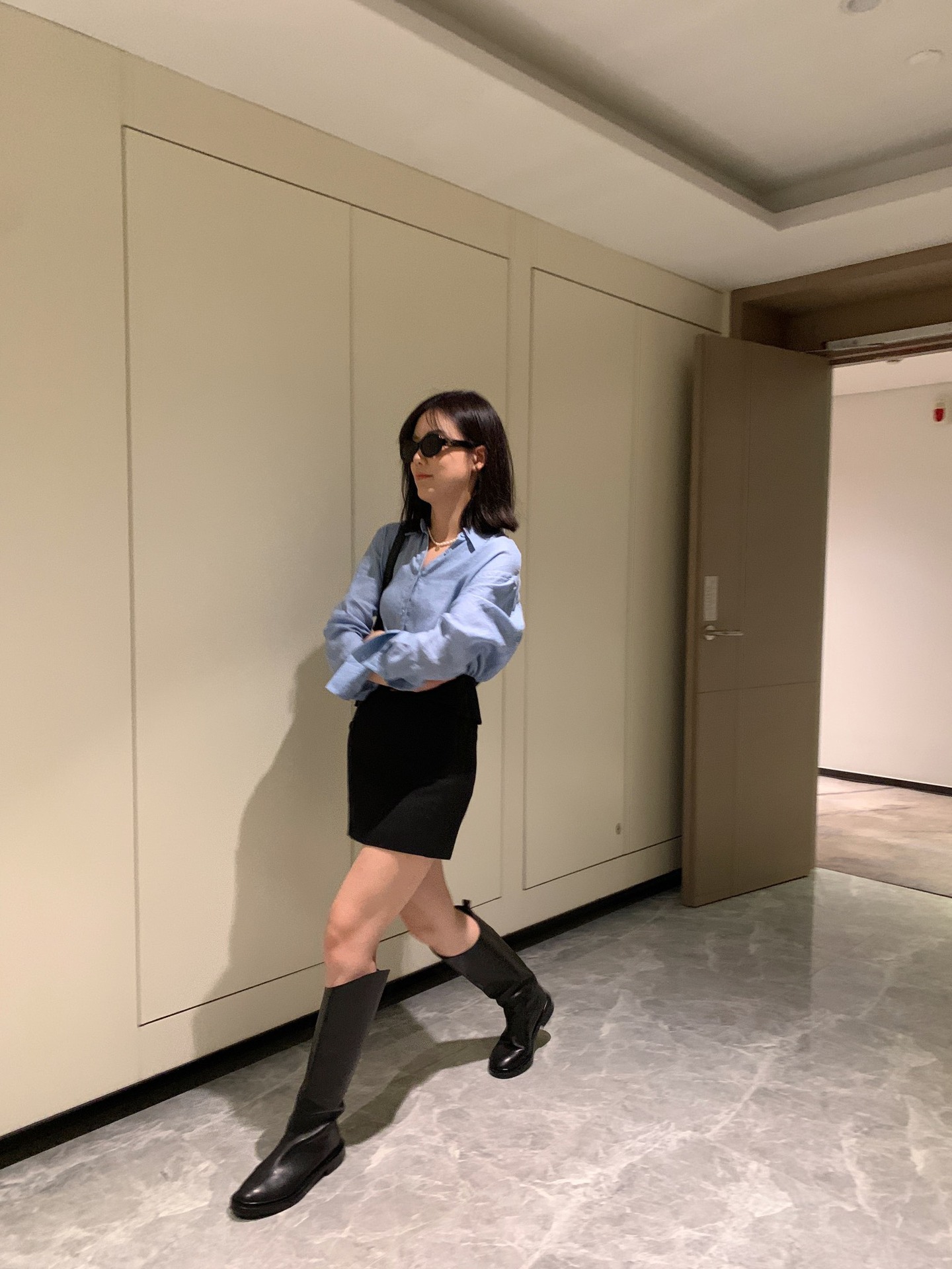 020810 春季新款女士刺绣亚麻平纹纯色简约宽松通勤舒适衬衣衬衫详情26