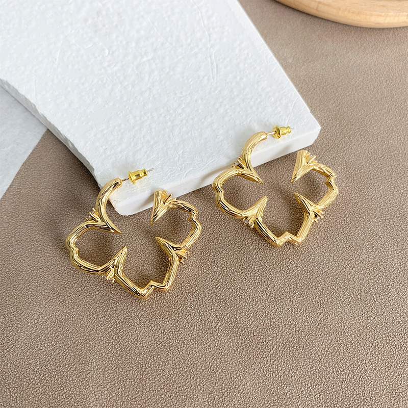 立体镂空枝干花卉耳环女夏季轻奢小众设计高级感复古夸张耳圈耳饰详情3