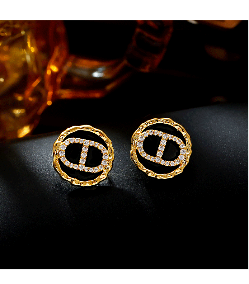 Hyacinth925 agujas de plata pendientes de letras de lujo ligeros de círculo 2025 nuevo estilo explosivo para mujer diseño de nicho auricular pic 2