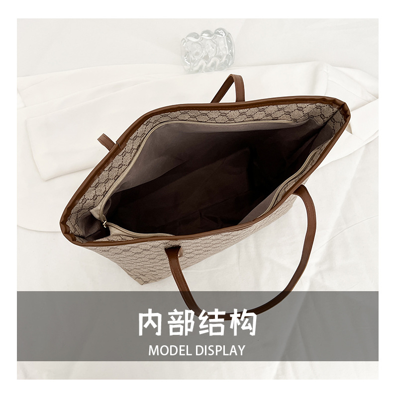 A simple and fashionable large-capacity bag for women in 2025, a trendy six-year tote bag for women, a large-capacity single-shoulder bag for commuting pic 10