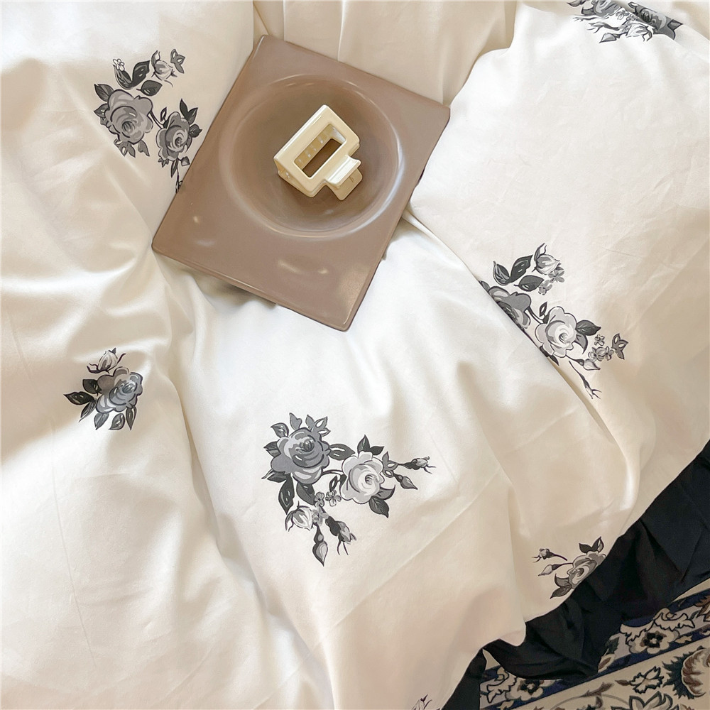 French Hepburn style pure cotton four-piece set, high-end feel, pure cotton black and white sketch flower duvet cover, all-cotton edge bedding pic 44