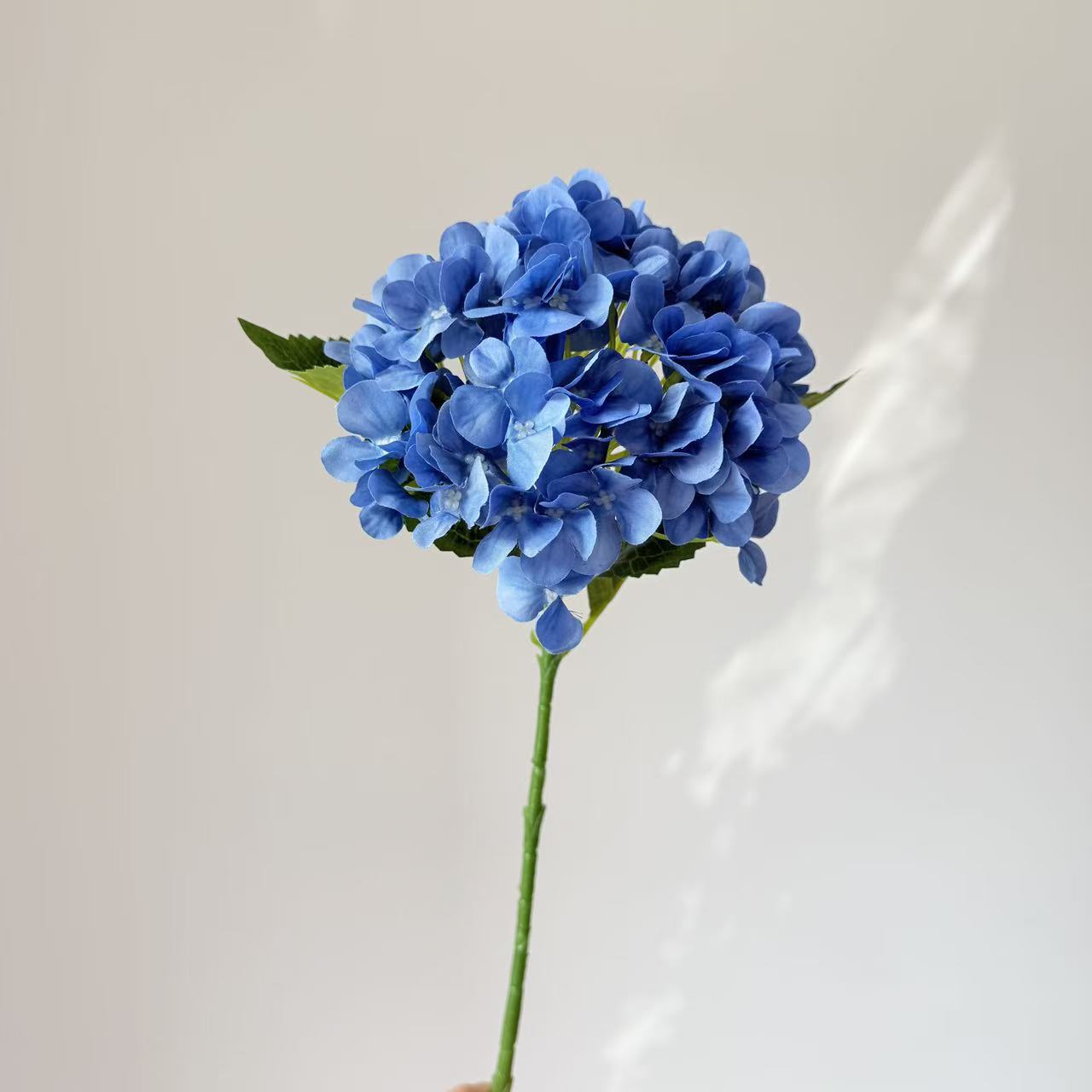 高端仿真绣球花婚庆婚礼布置家居客厅摆件插花装饰假花绣球仿真花详情20