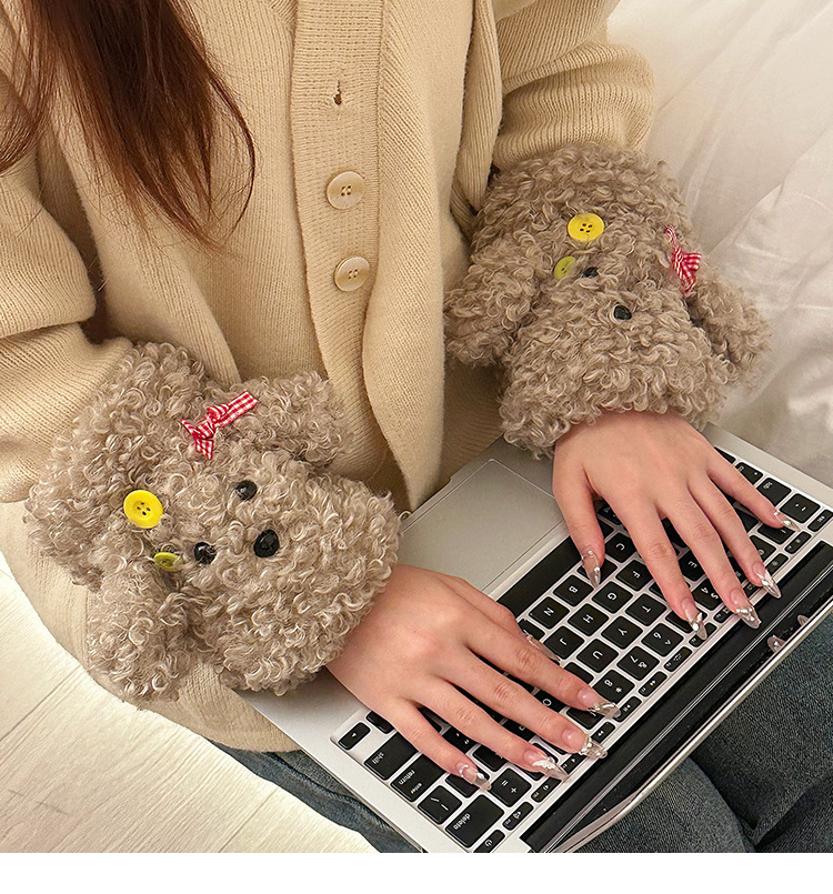 可爱毛绒袖套女2024新款防脏套袖成人办公室秋冬季羽绒服专用护袖详情6