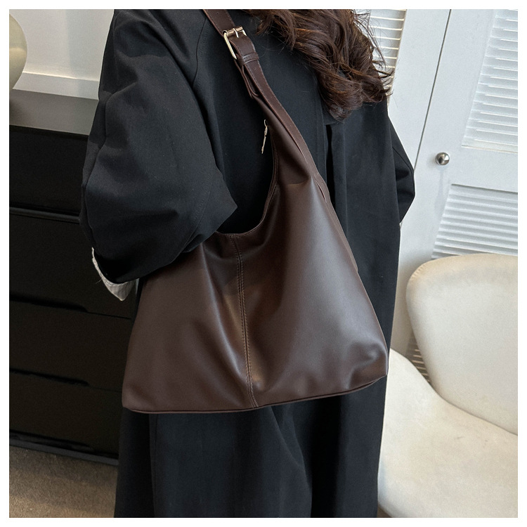 复古通勤质感单肩包包女2024今年流行韩版气质腋下包托特包时尚女详情20