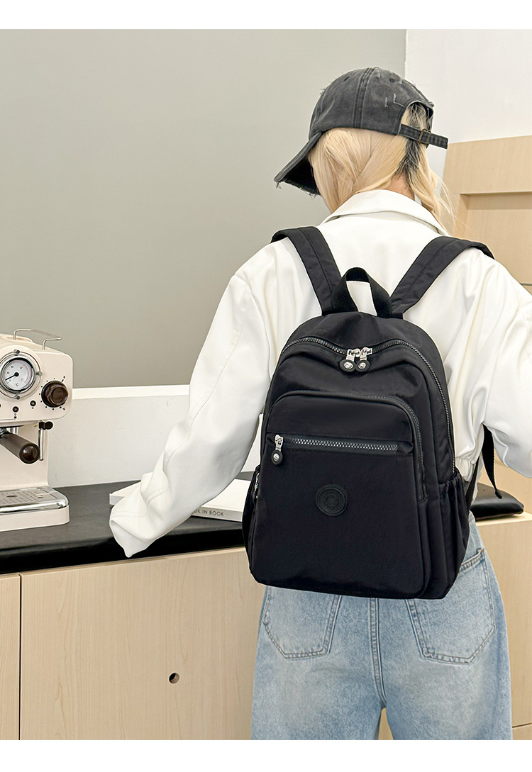 厂家百搭牛津布双肩包女2025新款大容量轻便旅行背包女批发详情29