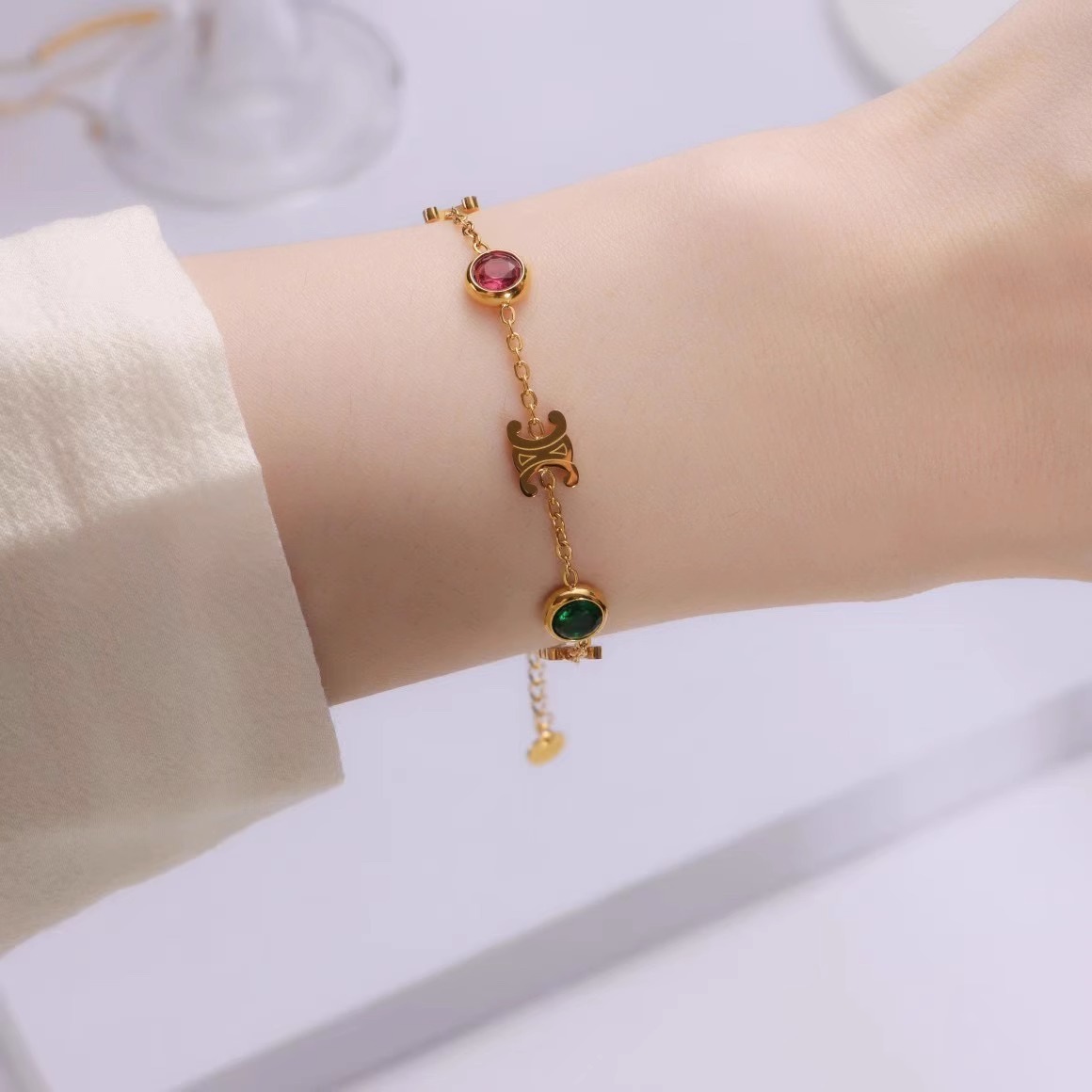 Fashionable French retro color stone spliced letter necklace, niche design, high-end feel, new collarbone chain bracelet pic 1