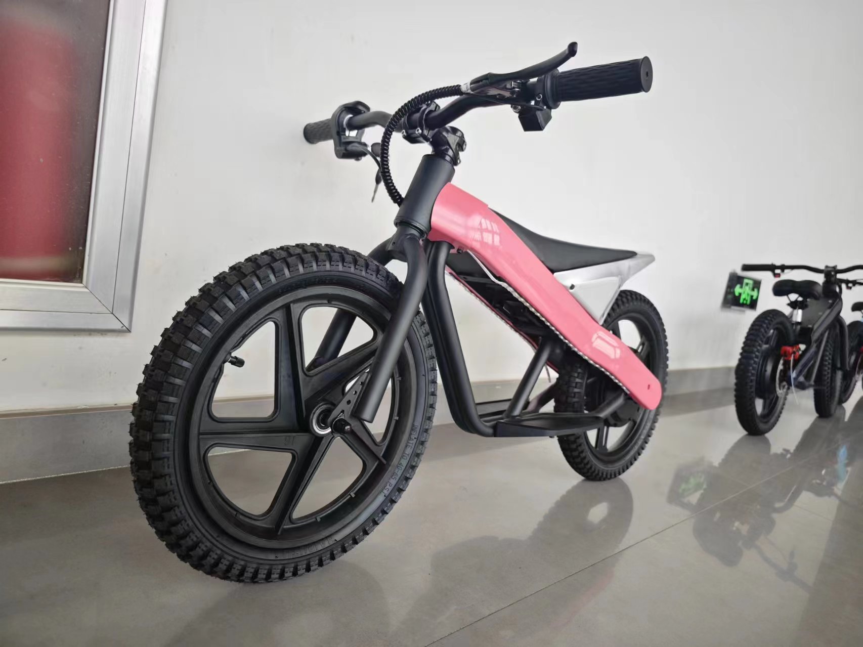 儿童电动车滑步车平衡车Balance Bike Ride On Toys Kids scooter详情147