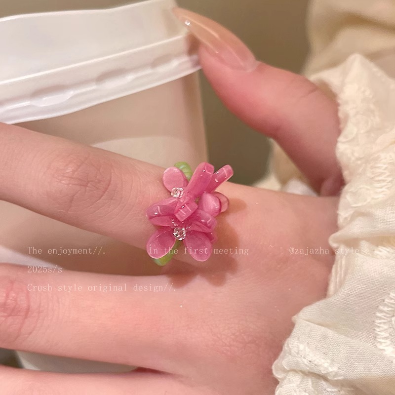 Violet flower ring, new Korean-style index finger ring for girls in early spring, elastic beaded, stacked ring for best friends pic 11