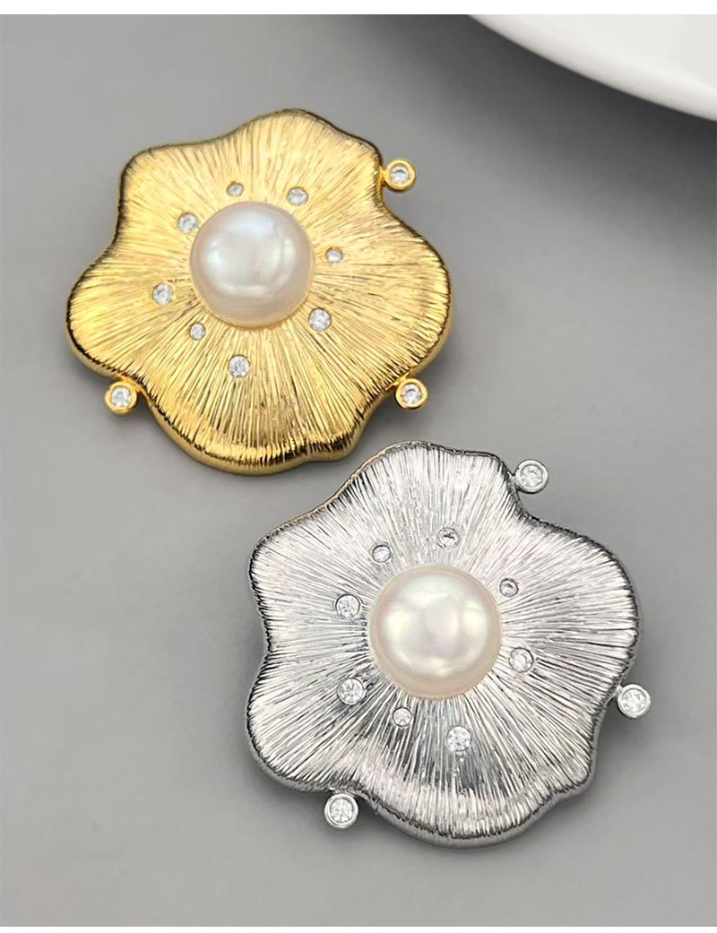 复古高级感金色拉丝珍珠花朵胸针优雅不过时淡水珍珠胸花新款别针详情19