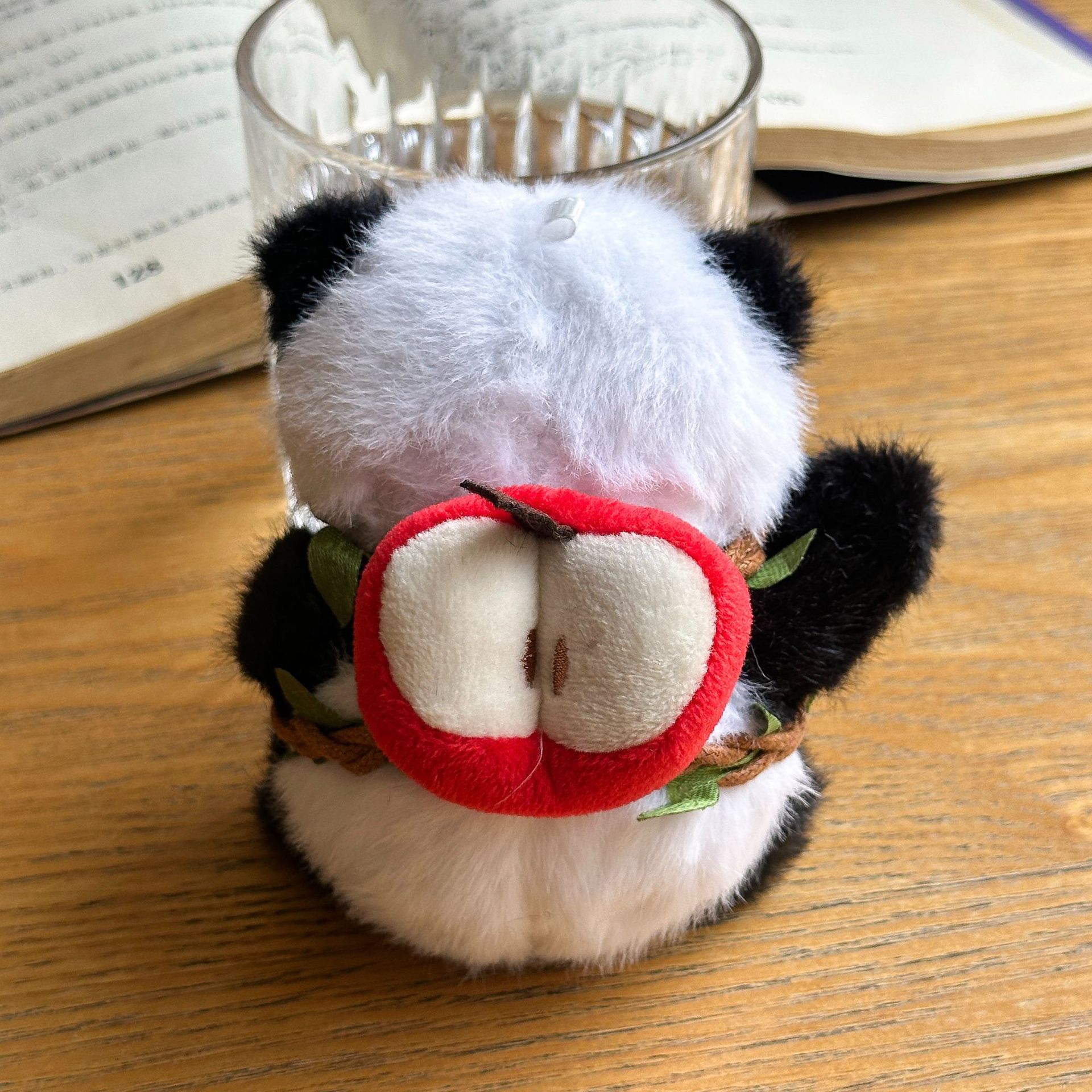 Cute giant panda plush toys, national treasure panda dolls, pendants, small ornaments, stuffed dolls, and tourist souvenirs pic 9