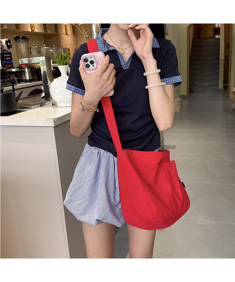 新潮斜挎邮差包日系休闲尼龙单肩托特包男女设计感小众通勤斜挎包详情7