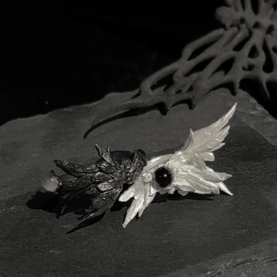 欧美新款天使之翼开口戒指 黑白破碎羽翼《救赎》情侣对戒戒指详情5