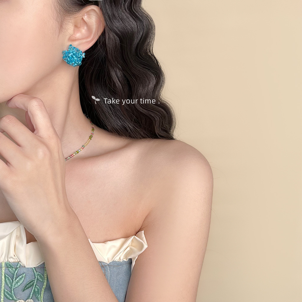 Sweet and fresh blue hydrangea handcrafted designer glass crystal silver needle stud earrings factory earrings for women pic 5