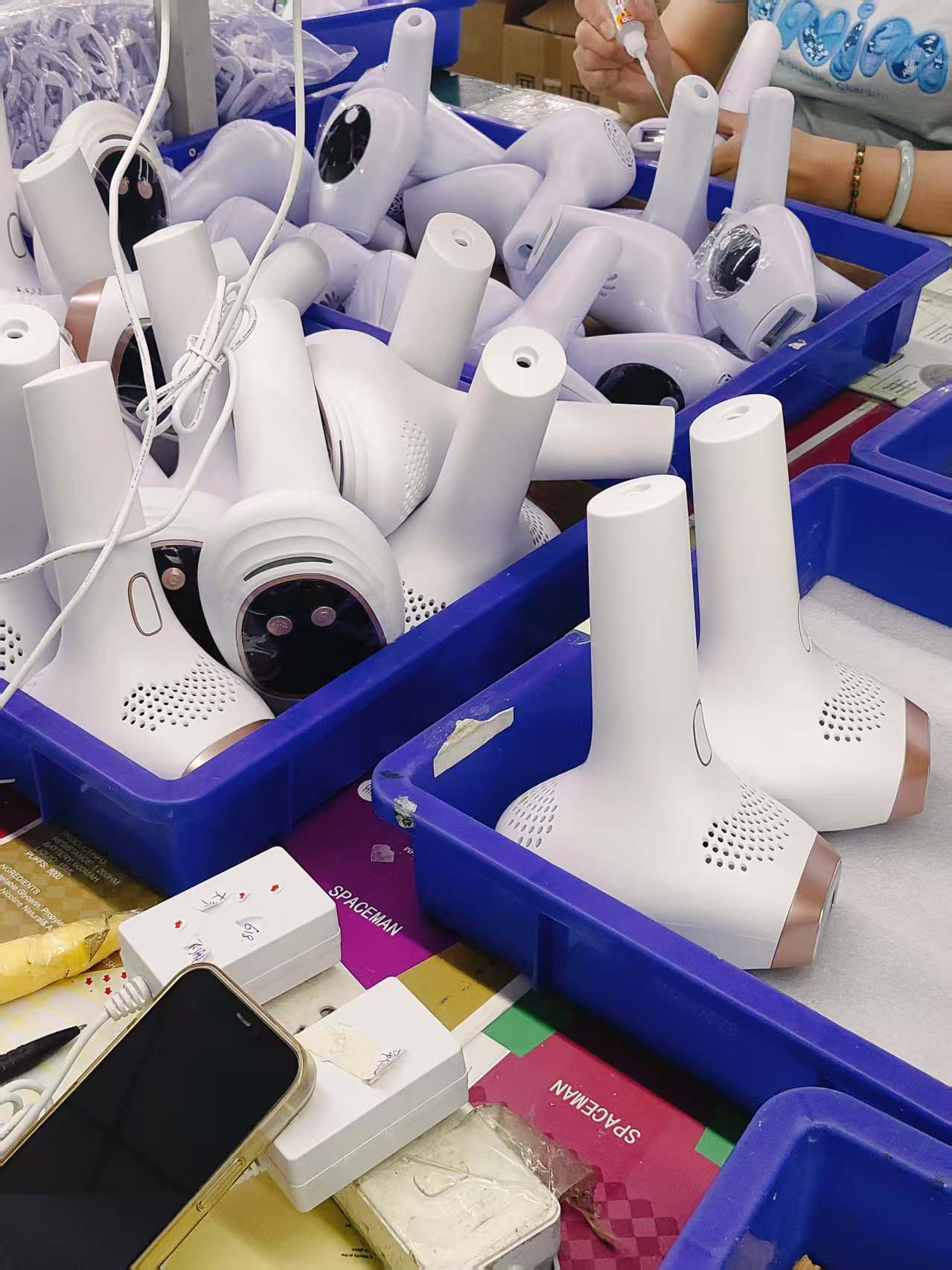 跨境手持激光脱毛仪女士光子嫩肤家用便携全身无痛不留黑脱毛仪器详情15