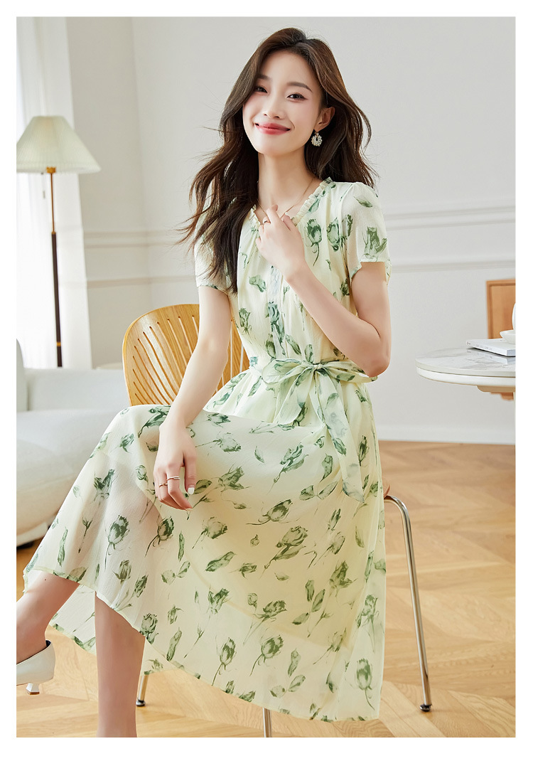 夏季短袖连衣裙女2025新款夏季爆款女装气质碎花裙雪纺中长款裙子详情36