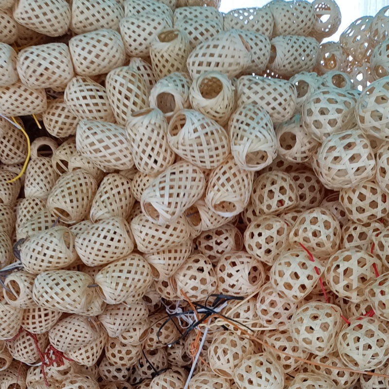 潮汕网红竹编灯笼鸡仔笼5*7长条笼绣球龙舟小船节日灯笼装饰批发详情1