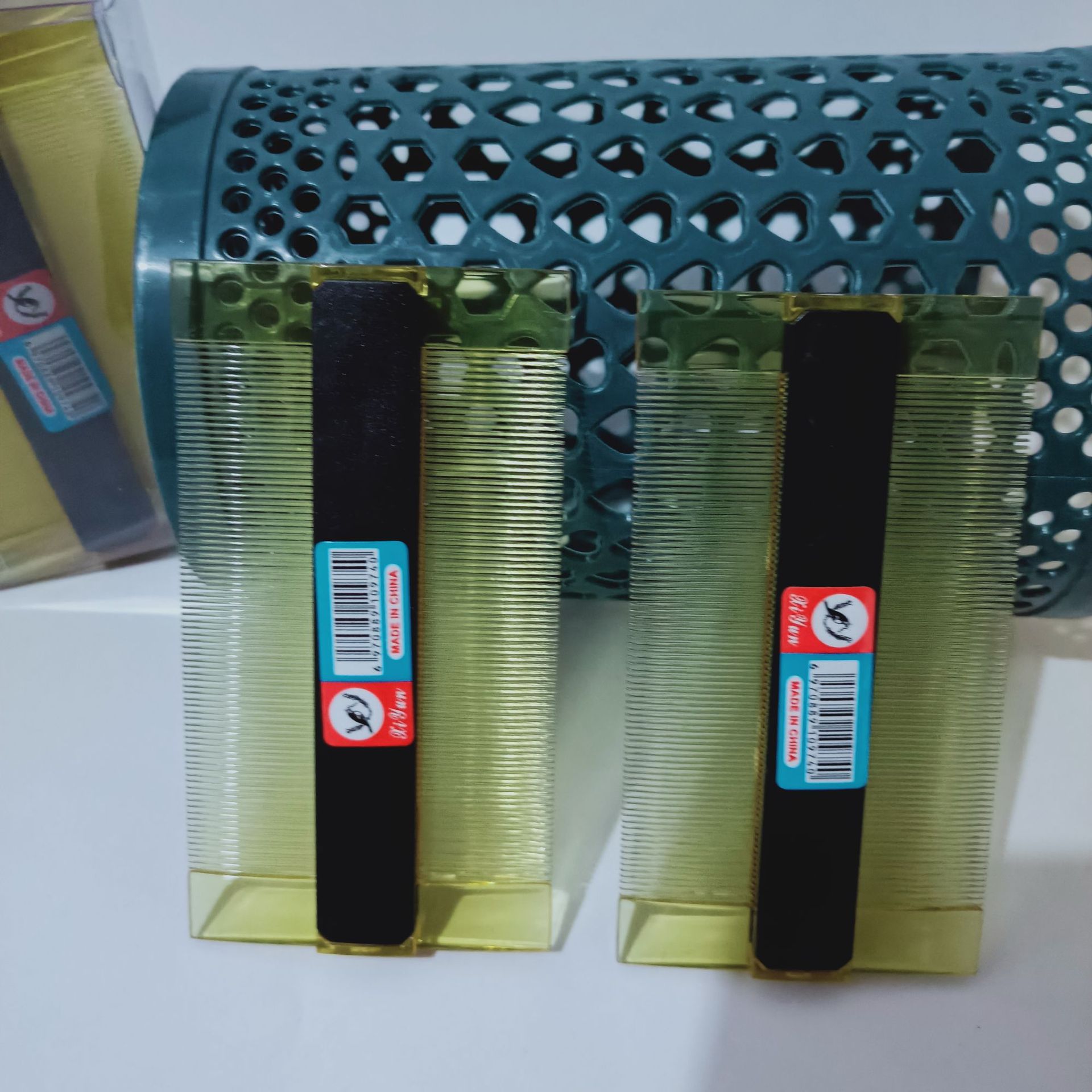【 Zone 3-12 】【 Brown Grates 】8/ box 1920/ box Brown grates, grates, grates, combs, plastic grates, scalp and lice removal combs, double-sided grates, wholesale at one yuan store pic 1