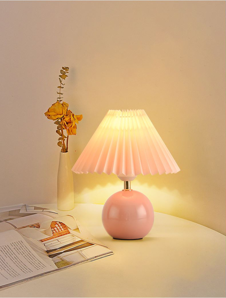Creative pleated girl bedroom night light, Nordic Instagram-themed ceramic decorative bedside lamp pic 15