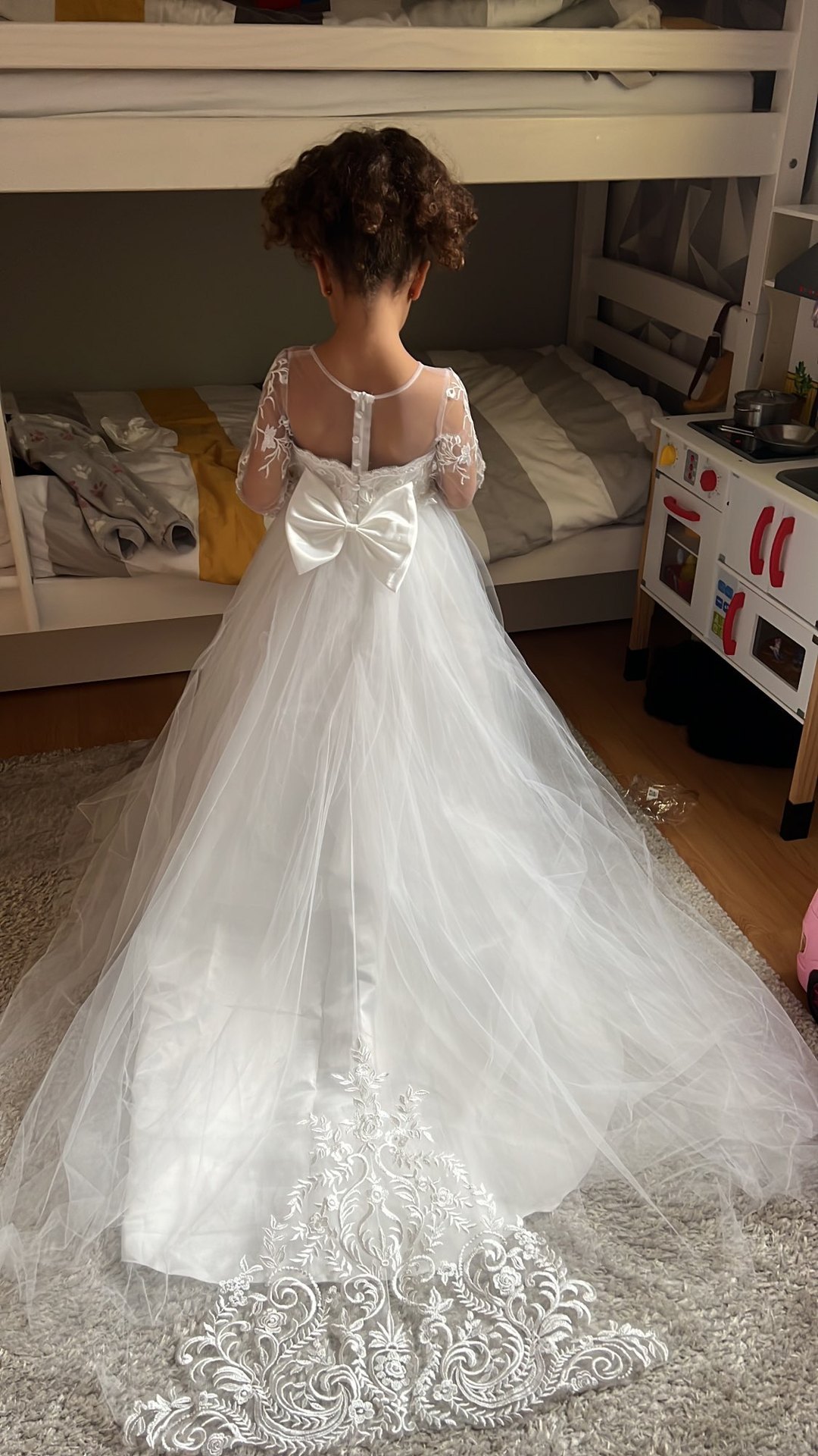 T亚马逊儿童蓬蓬公主裙宝宝花童服婚纱欧美小女孩拖尾蕾丝礼服详情3