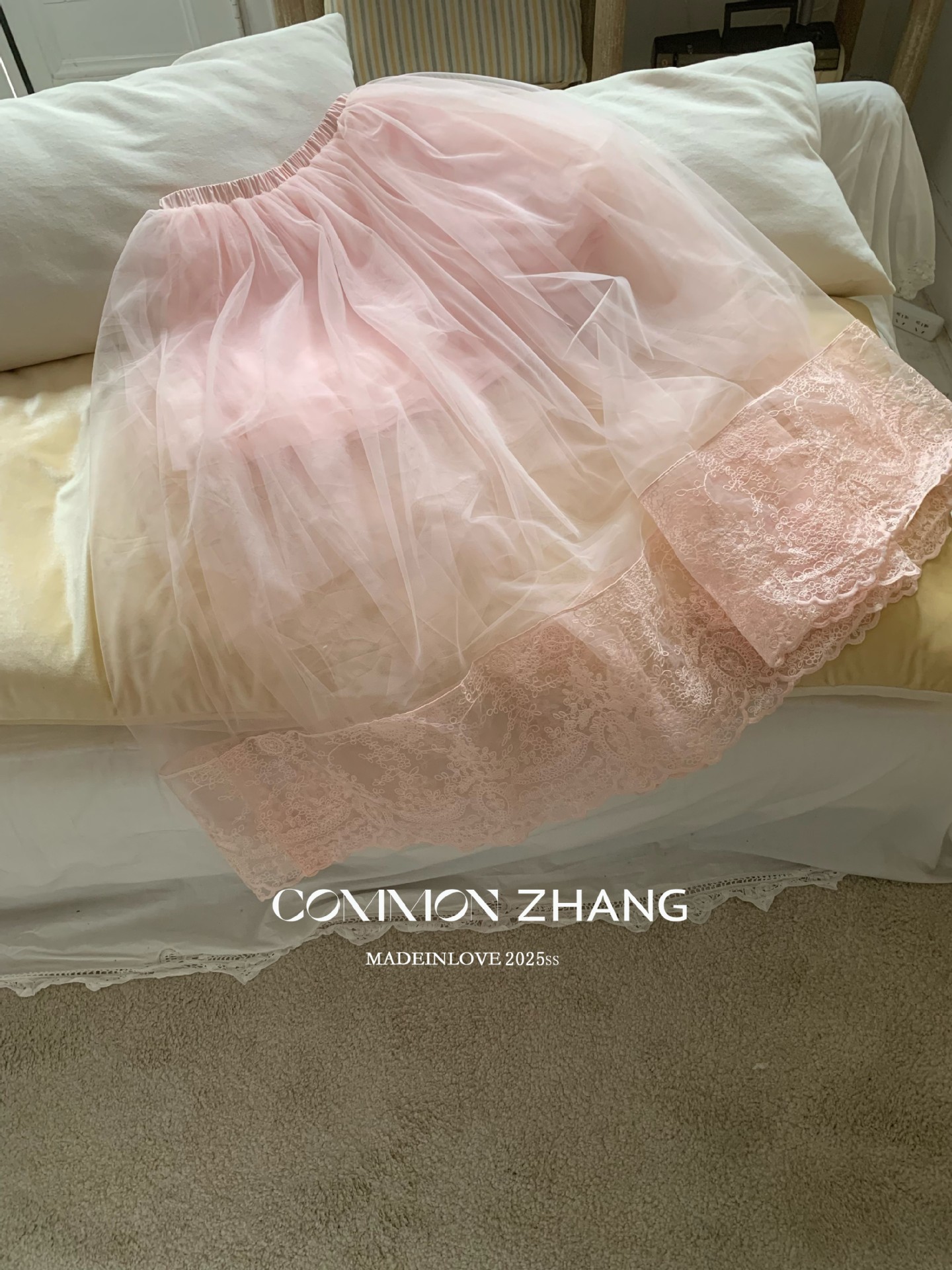 CZ ZHANG韩版网纱蕾丝拼接层次感微透高腰显瘦a字半身裙女B12103详情15