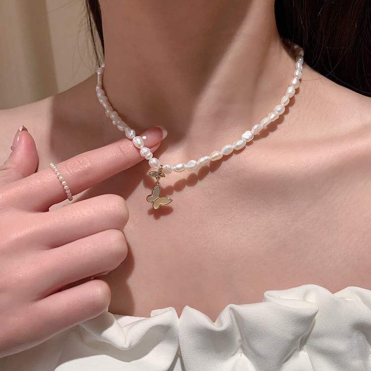 巴洛克淡水珍珠项链女夏气质网红设计感蝴蝶锁骨链不规则珍珠颈链详情15