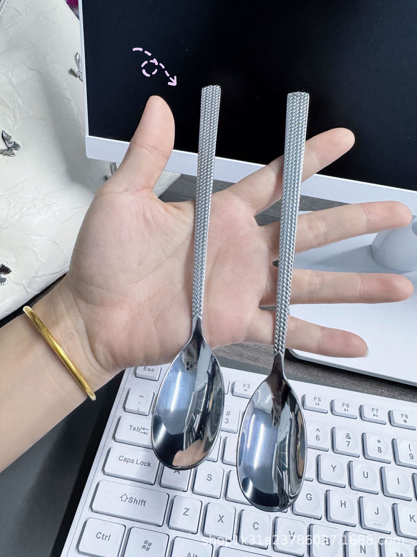 藤编织纹不锈钢勺子加厚搅拌冰勺长柄勺家用吃饭汤勺调羹厂家批发详情3