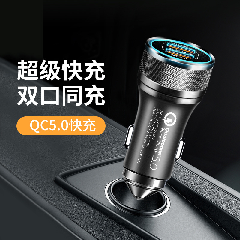 A portable car ashtray with a lid and a light, featuring the same popular Chinese trend style as Douyin, is a car accessory pic 12