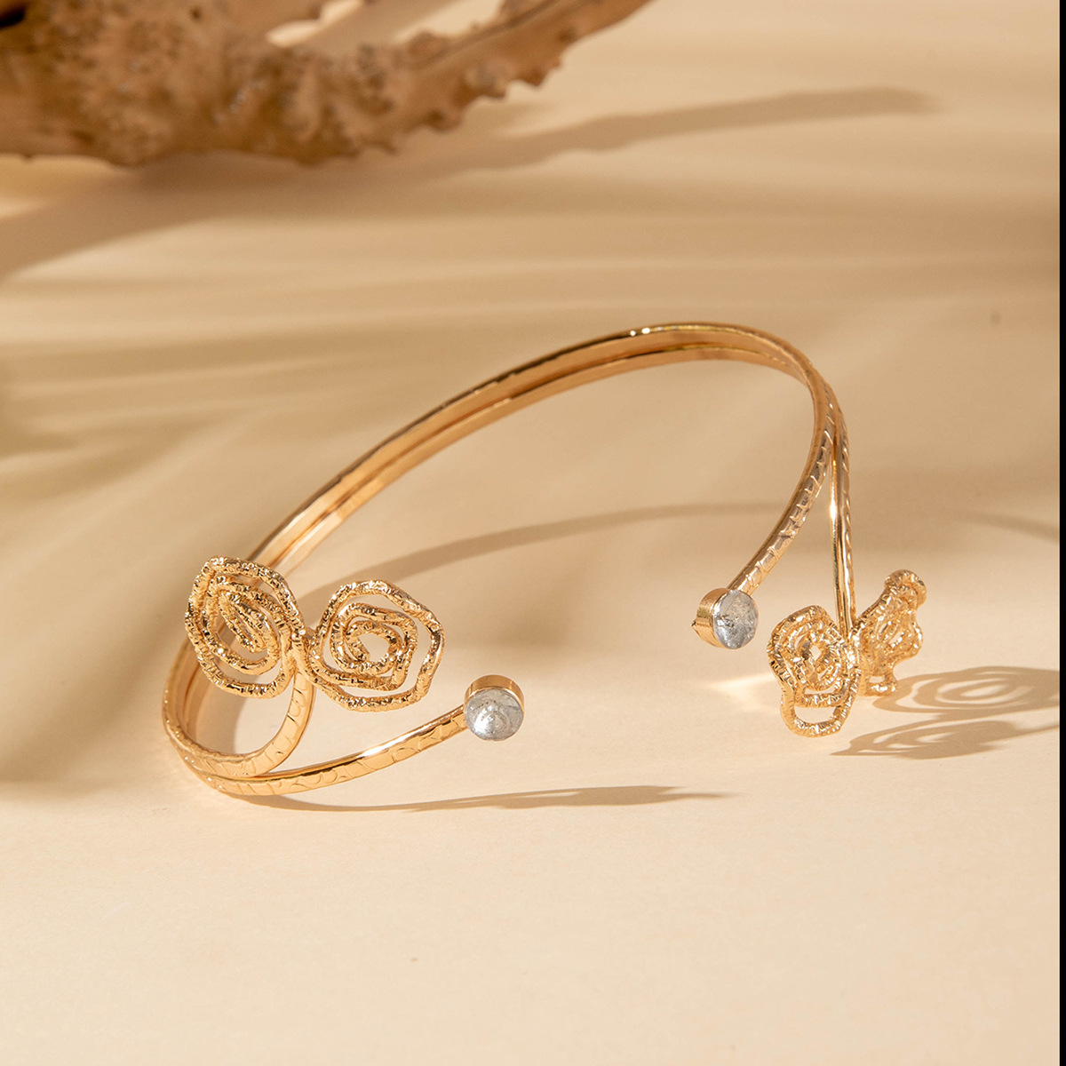 亚马逊跨境个性冷淡风海星手臂镯线条计感蝴蝶环形开口臂镯女详情82