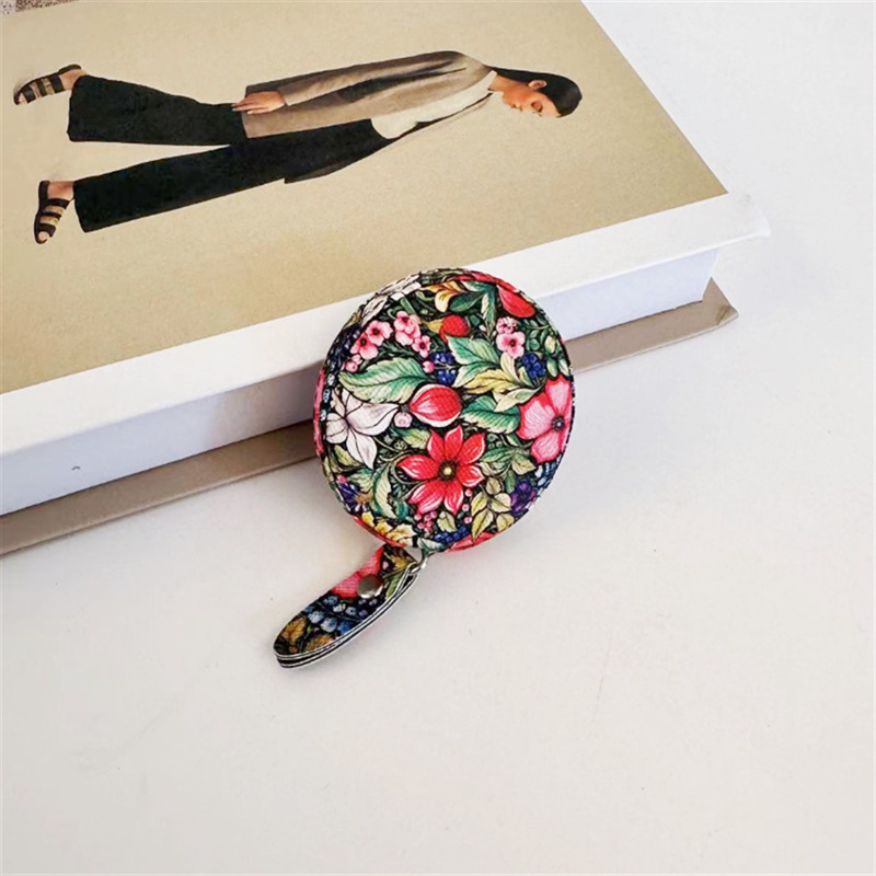 Cross-border portable tape measure, oil painting style small ruler, flexible ruler, portable measurement of three measurements, mini leather tape measure, measuring clothing leather ruler pic 4