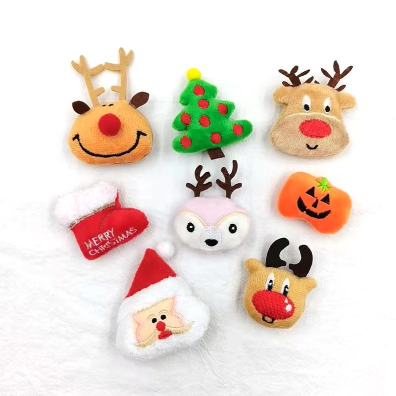 Christmas plush cartoon dolls, Santa Claus, reindeer brooches, socks, bags, accessories and accessories for foreign trade pic 5