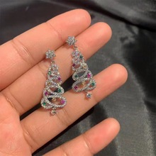 The new Chinese-style PI Xiu bracelet is fashionable, elegant, niche, simple and of high appearance level. It is an ins imitation strawberry crystal best friend bracelet and accessory pic 5
