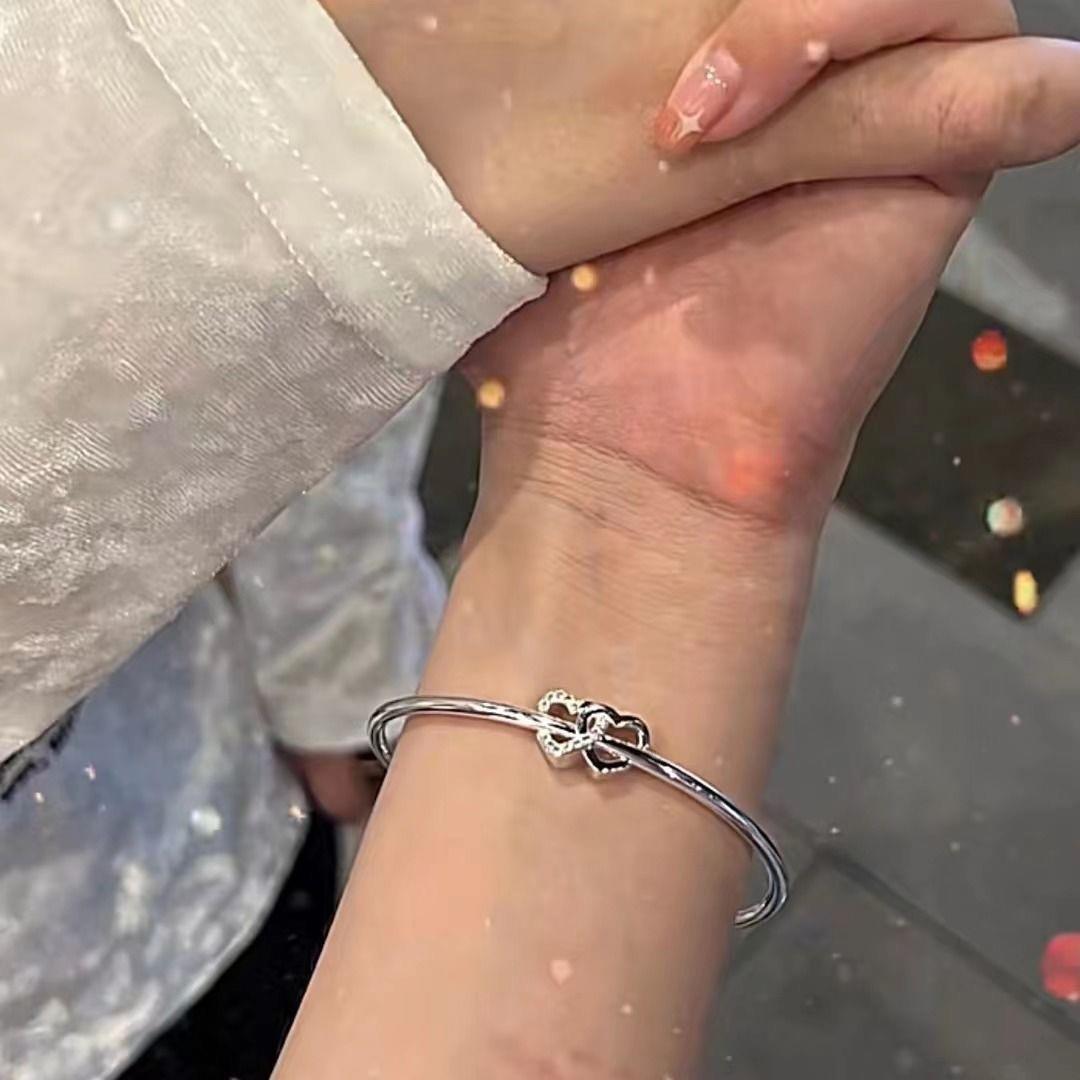 Heart-to-heart Heart-shaped bracelet, double heart push-pull adjustable bracelet, sweet and unique Instagram design, perfect for your girlfriend and best friend pic 4