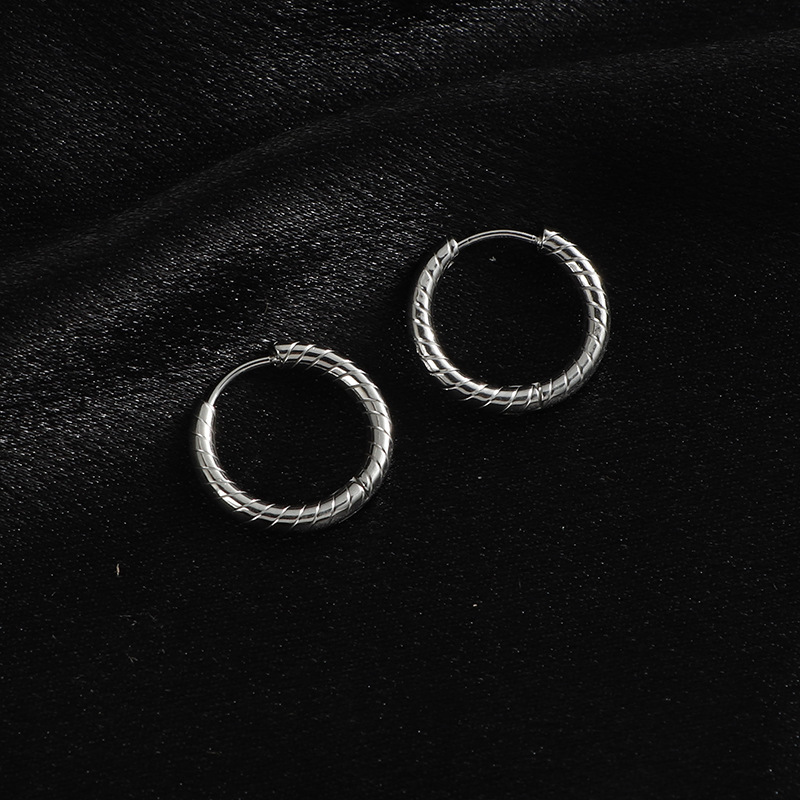 Basic style ear buckles, new fashionable and trendy European and American ins style hammered pattern earrings, titanium steel non-fading earrings and ear rings pic 11