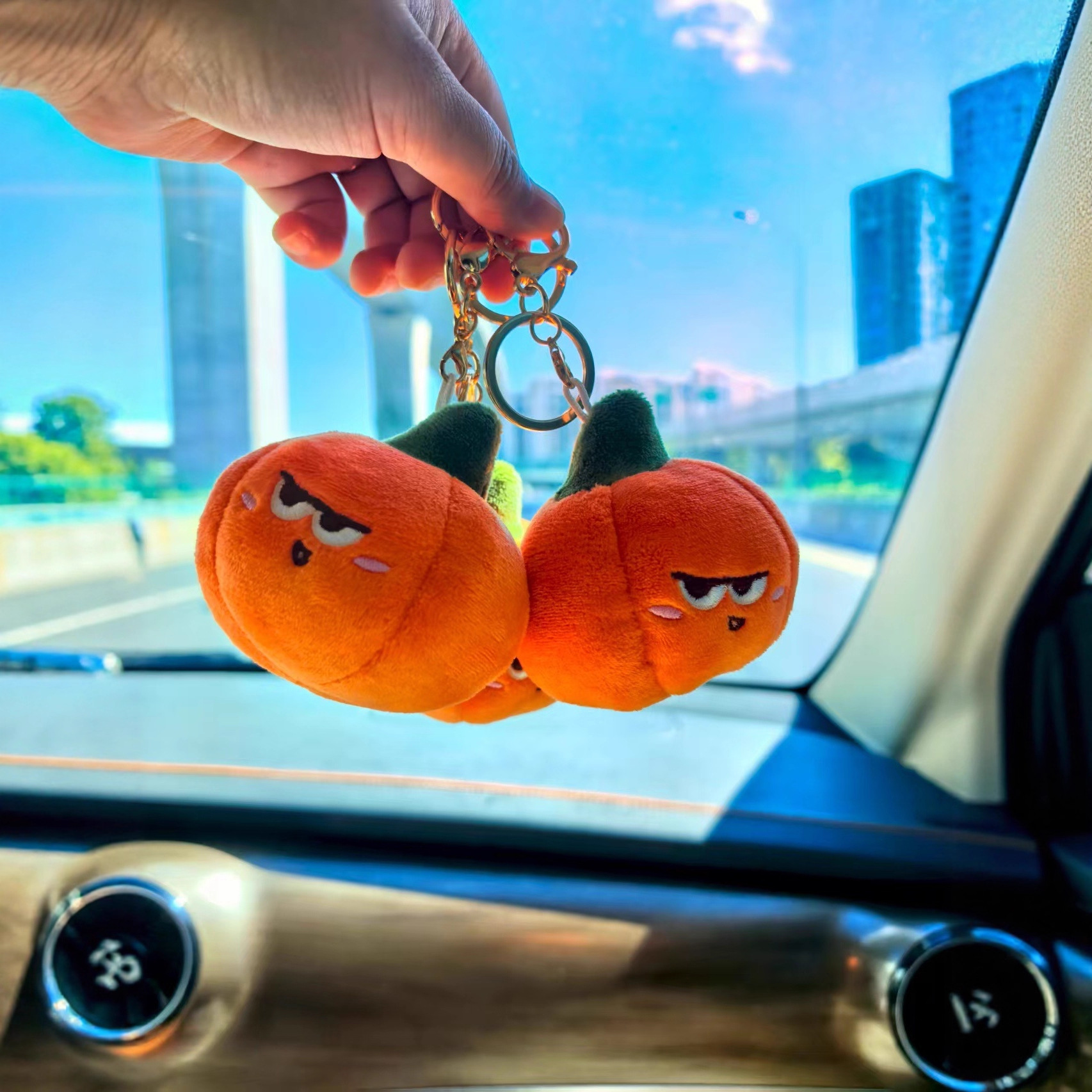 Halloween pumpkin keychain, schoolbag pendant, cute plush little ghost, backpack hanging decoration, claw machine wholesale pic 4