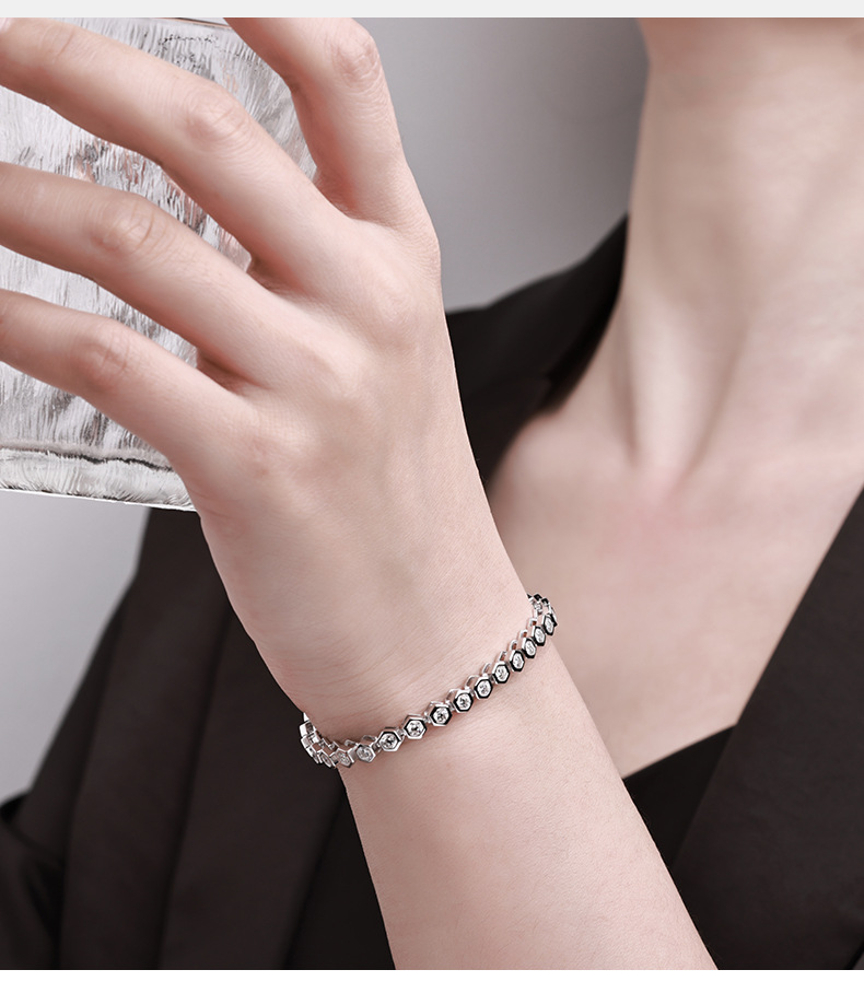 S925纯银日韩爆款甜美纯银跨境电商莫桑钻手链新款爆款钻石手饰详情3