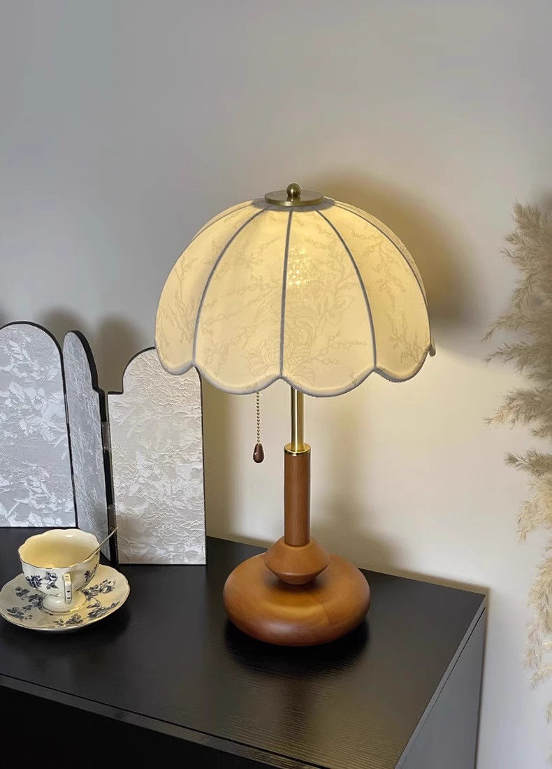 Chinese-style solid wood printed fabric table lamp, decorative table lamp for living room, bedroom and bedside, eye-protecting lamp for homestay, hotel and study pic 18